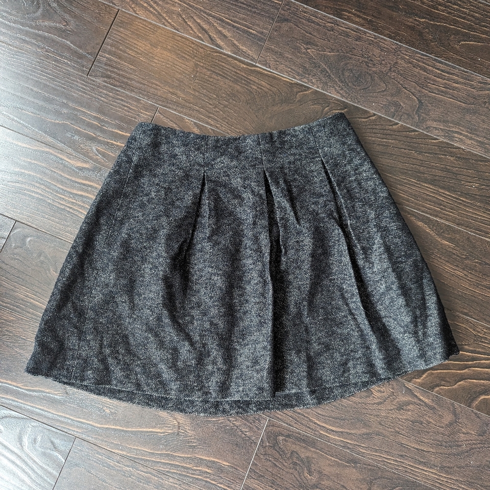 Vintage Theory heather grey A-line pleated skirt size 4